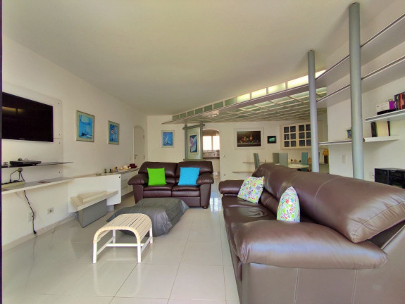 Imagem Apartamento com 3 Quartos à Venda, 120 m² em Pitangueiras - Guarujá Imagem Apartamento com 3 Quartos à Venda, 120 m² em Pitangueiras - Guarujá