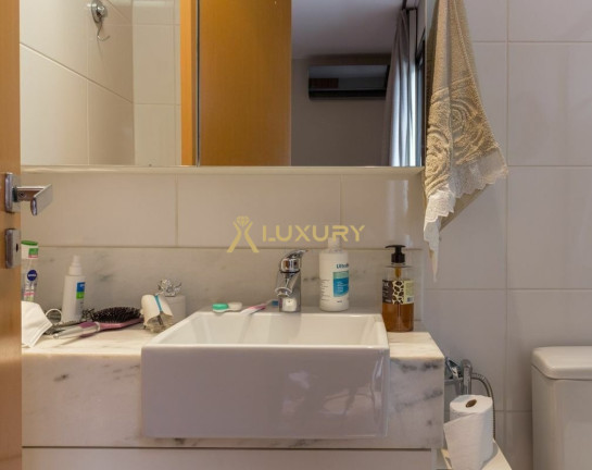 Imagem Imóvel com 3 Quartos à Venda, 160 m² em Santo Antônio - Belo Horizonte
