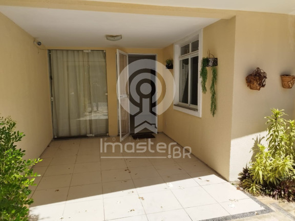 Imagem Sobrado com 4 Quartos à Venda, 160 m² em Lagoa Redonda - Fortaleza