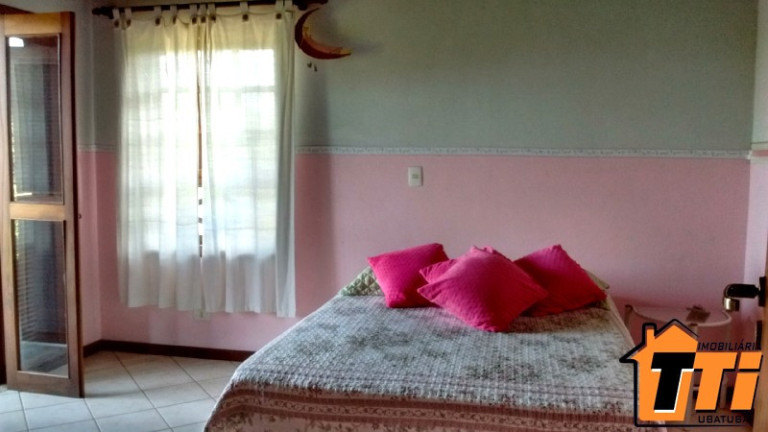 Casa com 3 Quartos à Venda, 240 m² em Prumirim - Ubatuba