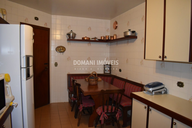 Imagem Imóvel com 3 Quartos à Venda, 163 m² em Região De Capivari - Campos Do Jordão Imagem Imóvel com 3 Quartos à Venda, 163 m² em Região De Capivari - Campos Do Jordão