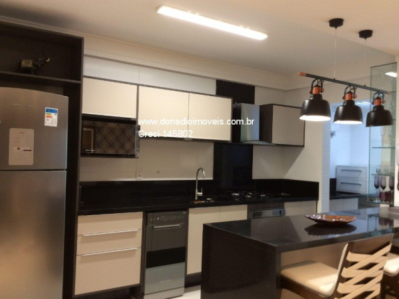 Imagem Apartamento com 2 Quartos à Venda, 93 m² em Agronômica - Florianópolis