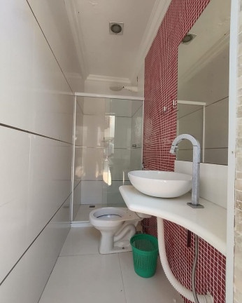 Imagem Casa com 7 Quartos à Venda, 250 m² em Santa Mônica - Guarapari Imagem Casa com 7 Quartos à Venda, 250 m² em Santa Mônica - Guarapari