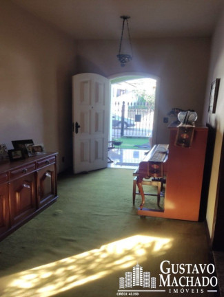 Imagem Casa com 4 Quartos à Venda, 341 m² em Monte Castelo - Volta Redonda Imagem Casa com 4 Quartos à Venda, 341 m² em Monte Castelo - Volta Redonda