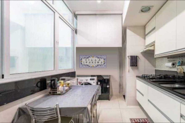 Imagem Apartamento com 3 Quartos à Venda, 153 m² em Copacabana - Rio De Janeiro Imagem Apartamento com 3 Quartos à Venda, 153 m² em Copacabana - Rio De Janeiro