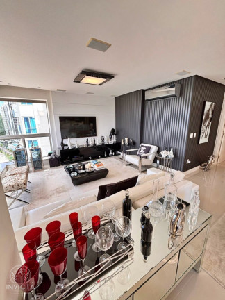 Imagem Apartamento com 3 Quartos à Venda, 246 m² em Barra Sul - Balneário Camboriú Imagem Apartamento com 3 Quartos à Venda, 246 m² em Barra Sul - Balneário Camboriú