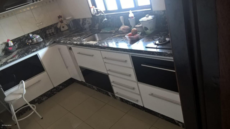 Imagem Sobrado com 3 Quartos à Venda, 331 m² em Bocaina - Ribeirão Pires