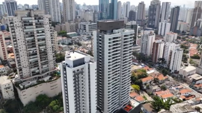 Imóvel com 3 Quartos à Venda, 120 m² em Aclimação - São Paulo