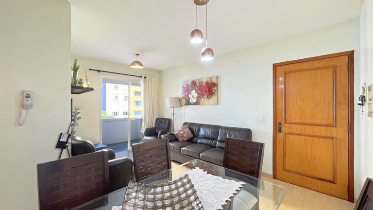 Imagem Apartamento com 2 Quartos à Venda, 61 m² em Teresópolis - Porto Alegre Imagem Apartamento com 2 Quartos à Venda, 61 m² em Teresópolis - Porto Alegre