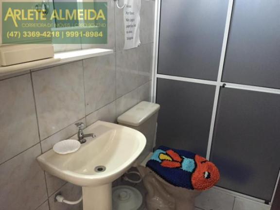 Imagem Casa com 2 Quartos para Alugar ou Temporada, 35 m² em Centro - Porto Belo Imagem Casa com 2 Quartos para Alugar ou Temporada, 35 m² em Centro - Porto Belo