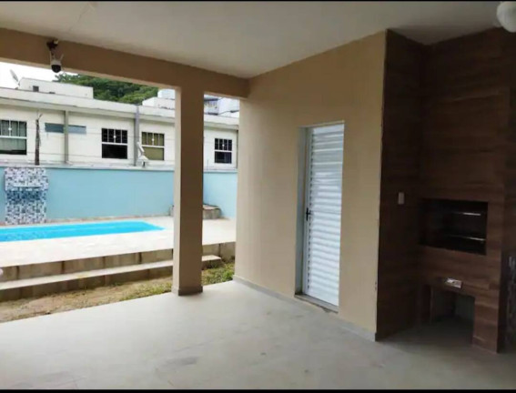 Imagem Casa com 3 Quartos à Venda, 180 m² em Massaguaçu - Caraguatatuba