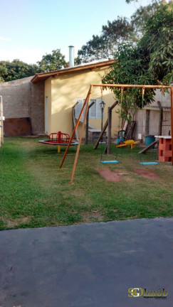 Imagem Chácara com 6 Quartos à Venda, 300 m²