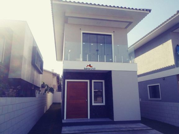 Sobrado à Venda, 225 m² em São João Do Rio Vermelho - Florianópolis