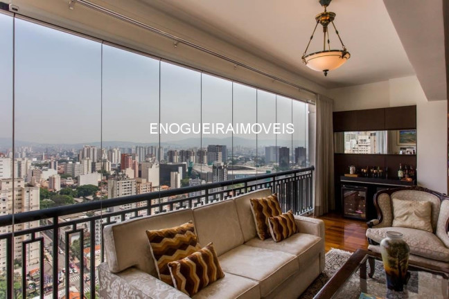 Imóvel com 5 Quartos à Venda, 438 m² em Perdizes - São Paulo