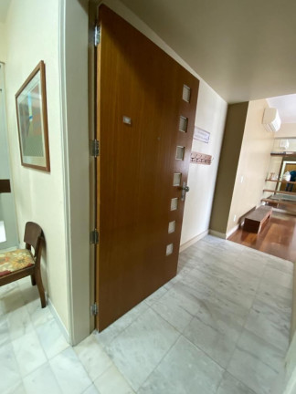 Imagem Imóvel com 3 Quartos à Venda, em Centro Histórico - Porto Alegre Imagem Imóvel com 3 Quartos à Venda, em Centro Histórico - Porto Alegre