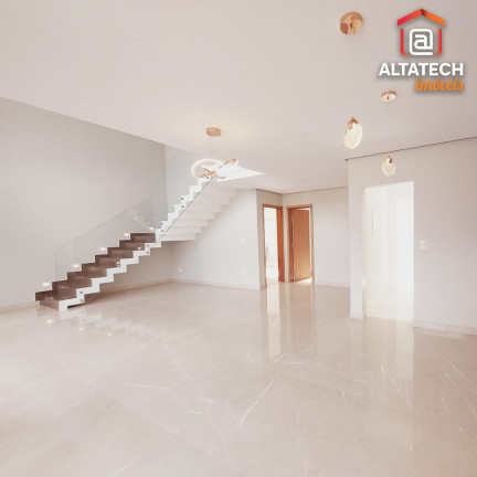 Imagem Casa com 3 Quartos à Venda, 230 m² em Jardim Europa - Poços De Caldas