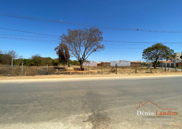 Imagem Terreno à Venda, 211 m² em Belvedere - Montes Claros Imagem Terreno à Venda, 211 m² em Belvedere - Montes Claros