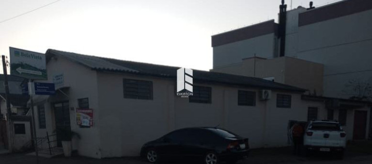 Imagem Sala Comercial à Venda, 330 m² em Camobi - Santa Maria