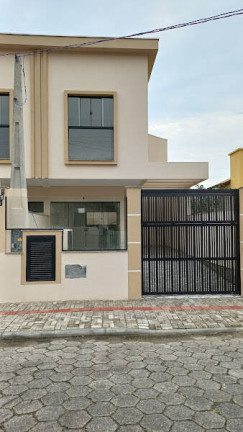 Imagem Sobrado com 2 Quartos à Venda, 81 m² em Bombas - Bombinhas Imagem Sobrado com 2 Quartos à Venda, 81 m² em Bombas - Bombinhas