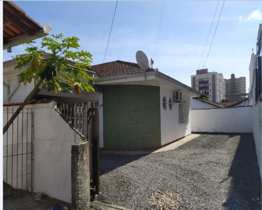 Imagem Casa com 3 Quartos à Venda, 185 m² em Bucarein - Joinville