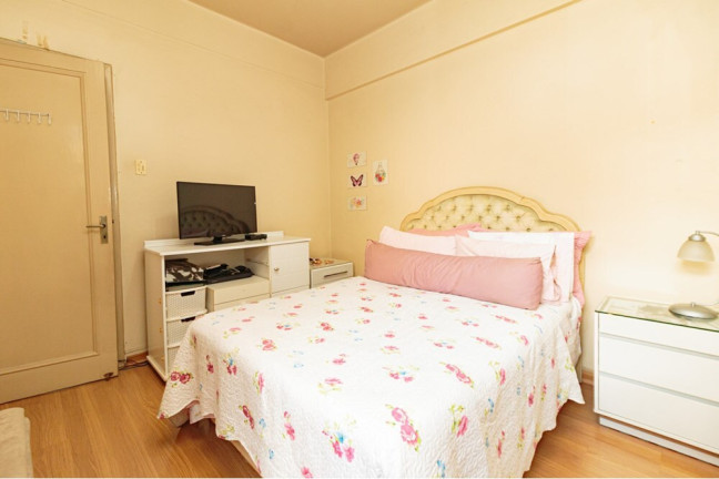 Imagem Apartamento com 3 Quartos à Venda, 144 m² em Rio Branco - Porto Alegre