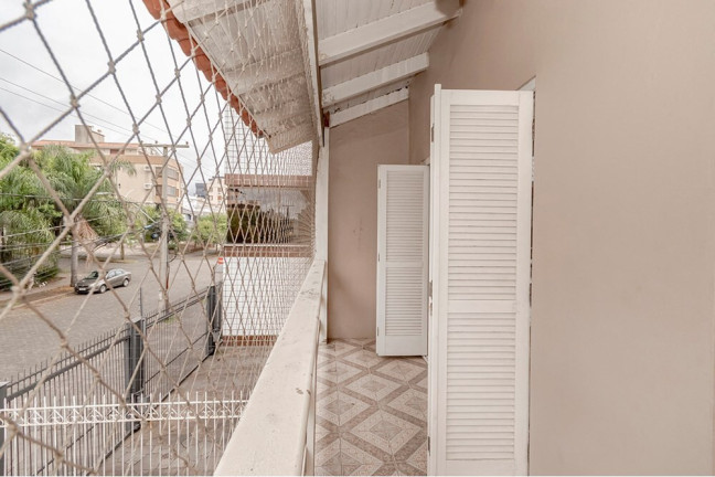 Casa com 4 Quartos à Venda, 233 m² em Jardim Itu - Porto Alegre