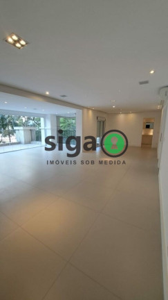 Apartamento com 3 Quartos para Alugar, 223 m² em Campo Belo - São Paulo