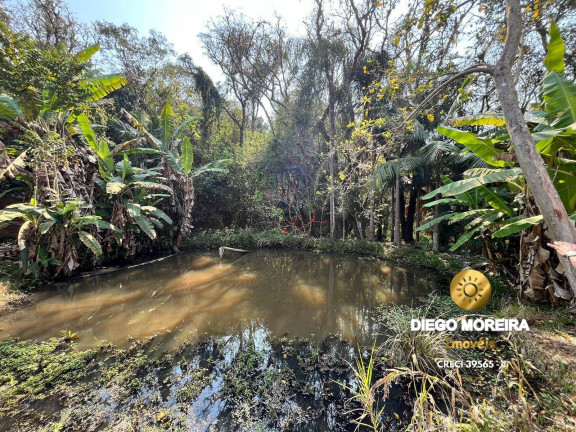 Chácara com 2 Quartos à Venda, 4.400 m² em Jardim Estância Brasil - Atibaia