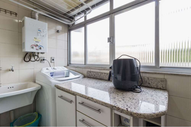 Imagem Apartamento com 3 Quartos à Venda, 88 m² em Jardim Botânico - Porto Alegre