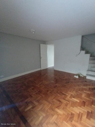 Imagem Casa com 2 Quartos para Alugar, 125 m² em Perdizes - São Paulo