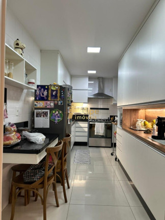 Imagem Imóvel com 3 Quartos à Venda, 130 m² em Praia Da Costa - Vila Velha Imagem Imóvel com 3 Quartos à Venda, 130 m² em Praia Da Costa - Vila Velha