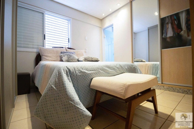 Imagem Apartamento com 3 Quartos à Venda, 105 m² em Setor Bueno - Goiânia