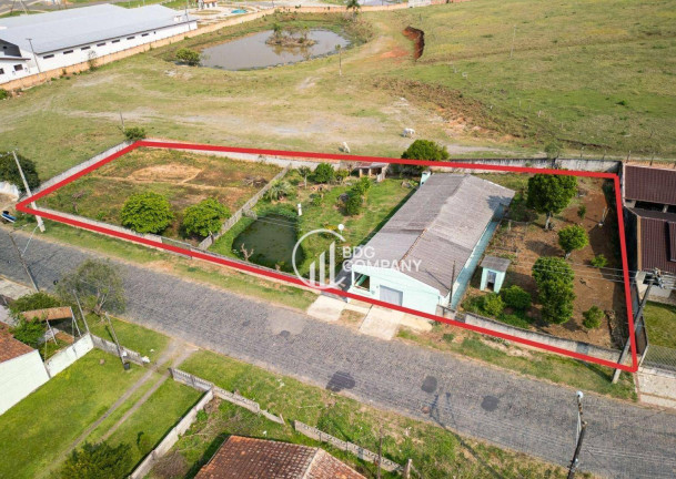 Imagem Chácara com 3 Quartos à Venda, 136 m² em Camacuã - Irati Imagem Chácara com 3 Quartos à Venda, 136 m² em Camacuã - Irati