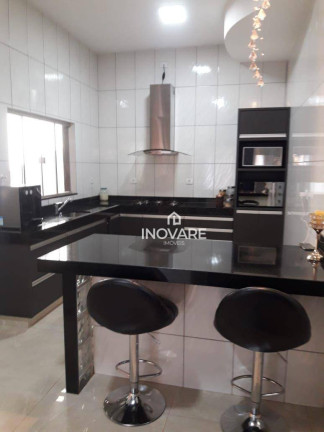 Imagem Casa com 3 Quartos à Venda, 381 m² em Ernestina Borges De Andrade - Itumbiara Imagem Casa com 3 Quartos à Venda, 381 m² em Ernestina Borges De Andrade - Itumbiara