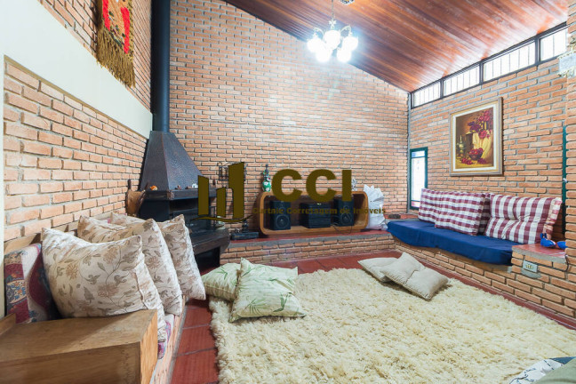 Imagem Chácara com 3 Quartos à Venda, 372 m² em Triângulo Azul - São Lourenço Da Serra Imagem Chácara com 3 Quartos à Venda, 372 m² em Triângulo Azul - São Lourenço Da Serra