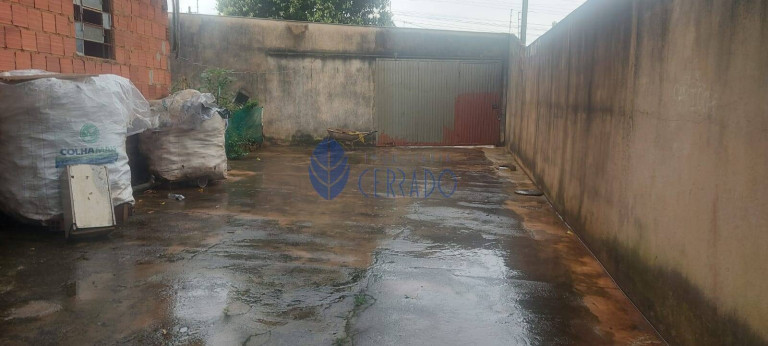 Imagem Casa com 2 Quartos à Venda, 372 m² em Calixtolândia - Anápolis