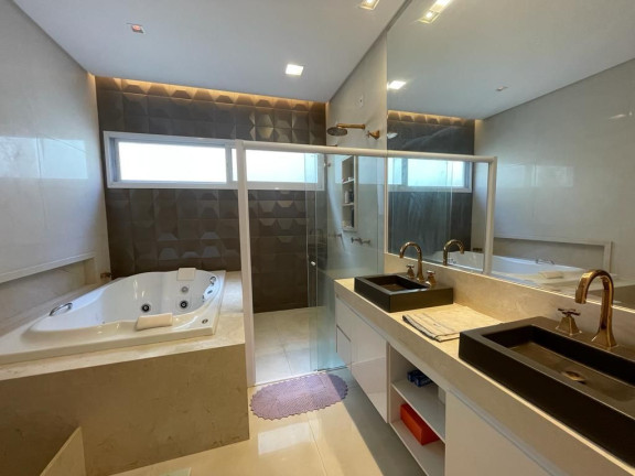 Imagem Casa com 4 Quartos à Venda, 240 m² em Condomínio Do Lago - Goiânia Imagem Casa com 4 Quartos à Venda, 240 m² em Condomínio Do Lago - Goiânia