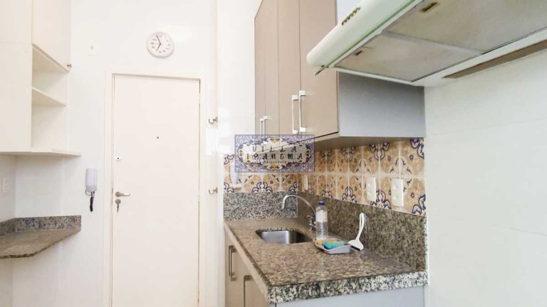 Imagem Apartamento com 2 Quartos à Venda, 65 m² em Copacabana - Rio De Janeiro Imagem Apartamento com 2 Quartos à Venda, 65 m² em Copacabana - Rio De Janeiro