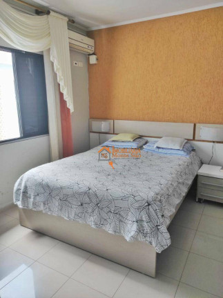 Imagem Casa com 3 Quartos à Venda, 219 m² em Jardim Santa Mena - Guarulhos Imagem Casa com 3 Quartos à Venda, 219 m² em Jardim Santa Mena - Guarulhos