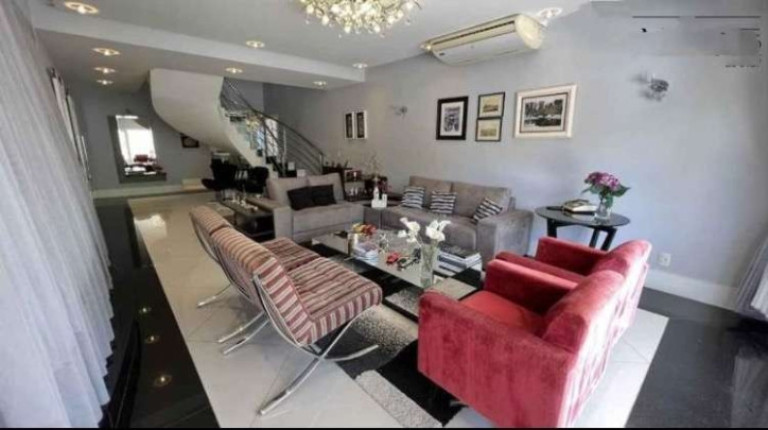 Imagem Casa com 5 Quartos à Venda, 4.710 m² em Praia Do Siqueira - Cabo Frio