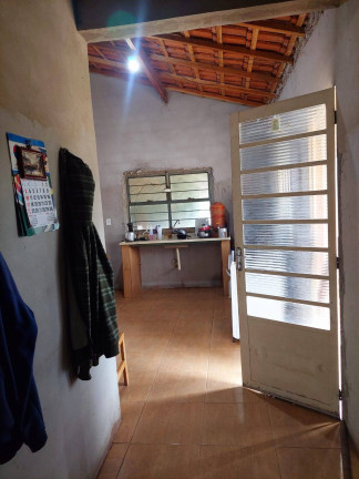 Imagem Casa com 1 Quarto à Venda, 1.306 m² em Maracanã - Atibaia
