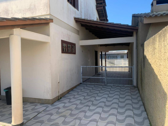 Imagem Casa com 3 Quartos à Venda,  em Balneário Rincão