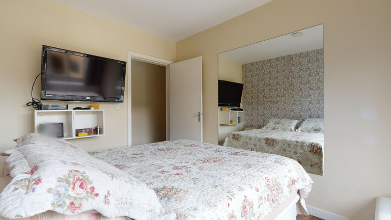 Imagem Apartamento com 2 Quartos à Venda, em Santa Tereza - Porto Alegre Imagem Apartamento com 2 Quartos à Venda, em Santa Tereza - Porto Alegre
