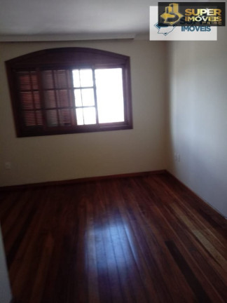 Imagem Casa com 3 Quartos à Venda, 169 m² em Centro - Pelotas Imagem Casa com 3 Quartos à Venda, 169 m² em Centro - Pelotas