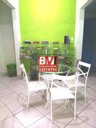 Imagem Casa com 3 Quartos à Venda, 340 m² em Ramos - Rio De Janeiro Imagem Casa com 3 Quartos à Venda, 340 m² em Ramos - Rio De Janeiro