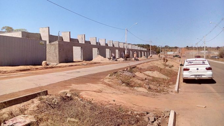 Imóvel à Venda, 360 m² em Residencial Lago De Cristal - Caldas Novas