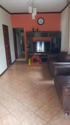 Imagem Casa com 3 Quartos à Venda, 130 m² em Floresta - Belo Horizonte