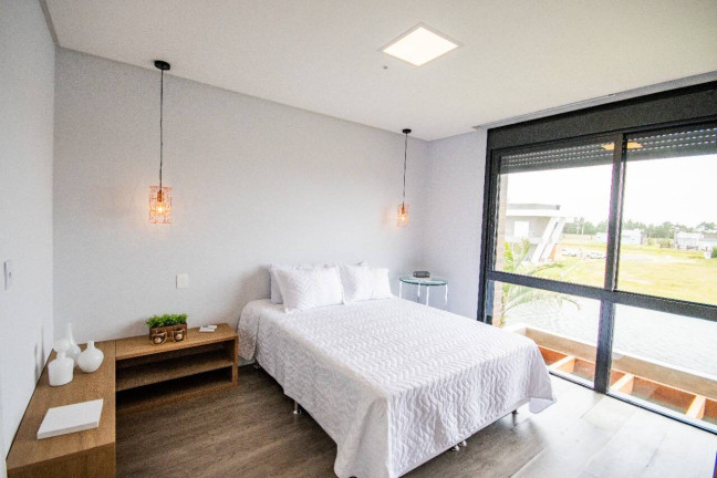 Imagem Casa com 4 Quartos à Venda, 360 m² em Rainha Do Mar - Xangri-lá Imagem Casa com 4 Quartos à Venda, 360 m² em Rainha Do Mar - Xangri-lá