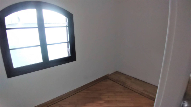 Imagem Casa com 4 Quartos à Venda, 220 m² em Vila Inglesa - São Paulo