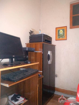Imagem Casa com 4 Quartos à Venda, 200 m² em Jardim Califórnia - Jacareí Imagem Casa com 4 Quartos à Venda, 200 m² em Jardim Califórnia - Jacareí
